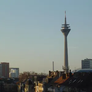 Petersburg Apartment Düsseldorf